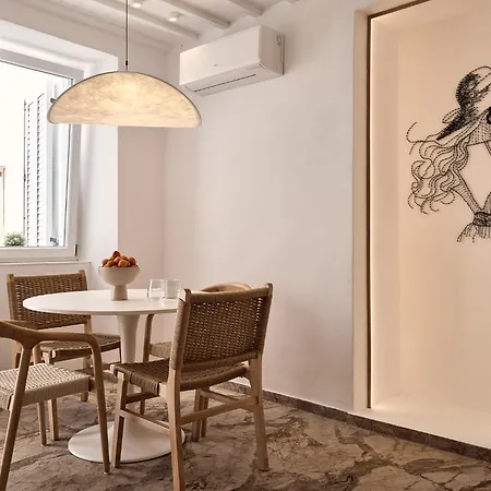 Kaitlyn's * Mykonos Town